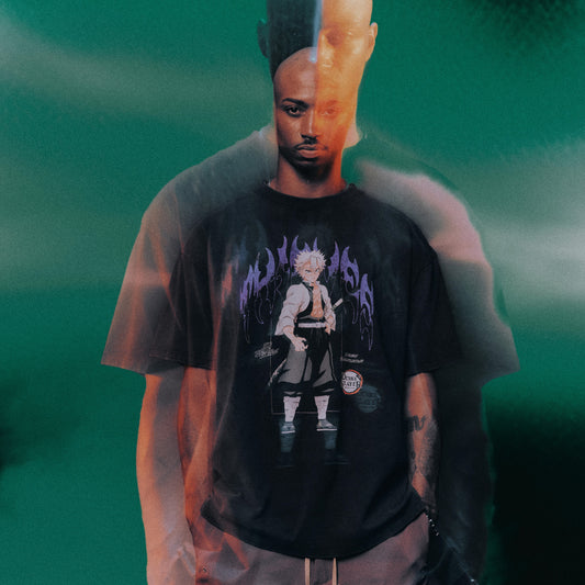 Model in Sanemi T-shirt - Vintage Black