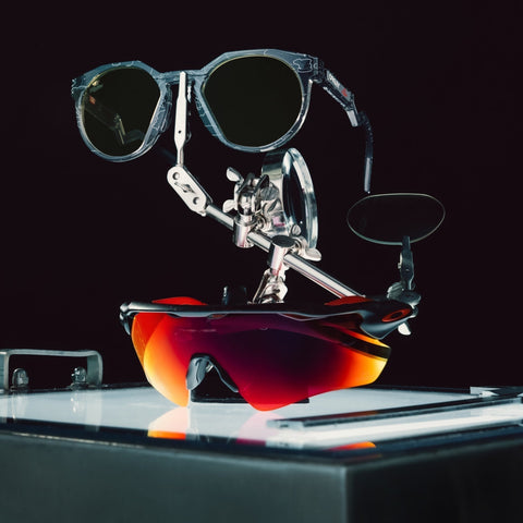 Oakley x 100 Thieves
