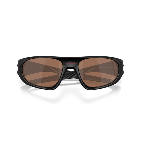 Front detail on Neoforma 100 Thieves Collection