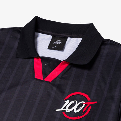 collar detail on 100 Thieves 26' Primary Jersey