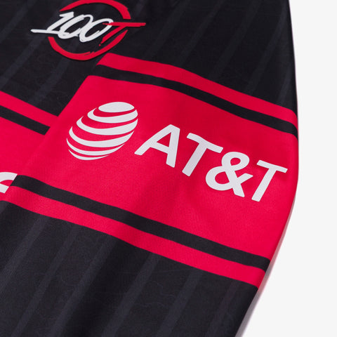 at&t logo on 100 Thieves 26' Primary Jersey