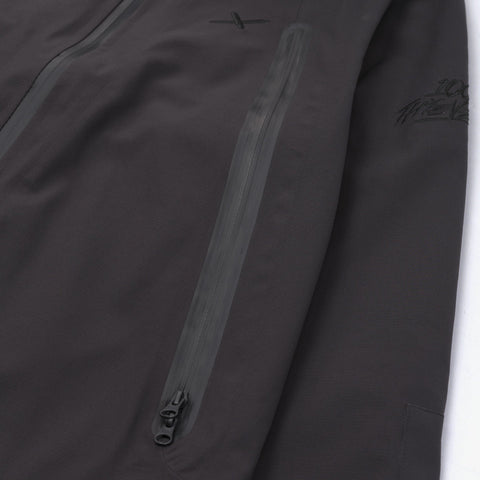 waterproof pockets on Foundations SS'24 3L Shell Jacket - Graphite
