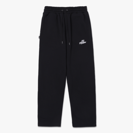 Front of Foundations FW'24 Open Leg Sweatpant - Black